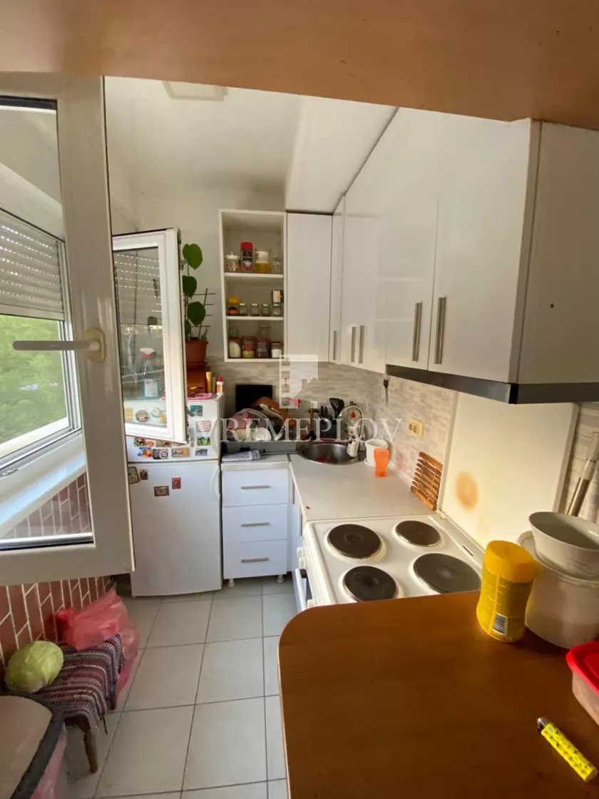 Trosoban stan na prodaju, Tovilište, 95.000€, 60m² — 2