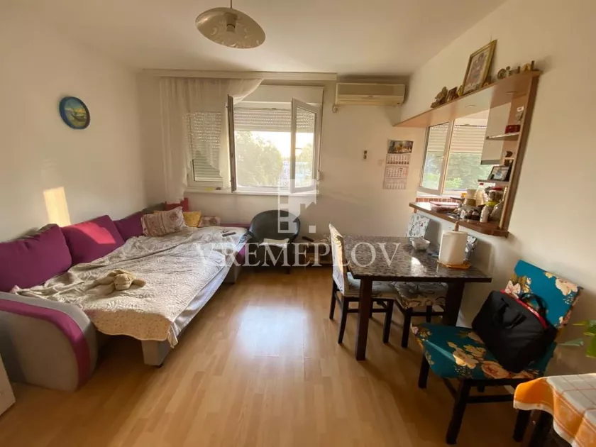 Trosoban stan na prodaju, Tovilište, 95.000€, 60m² — 4