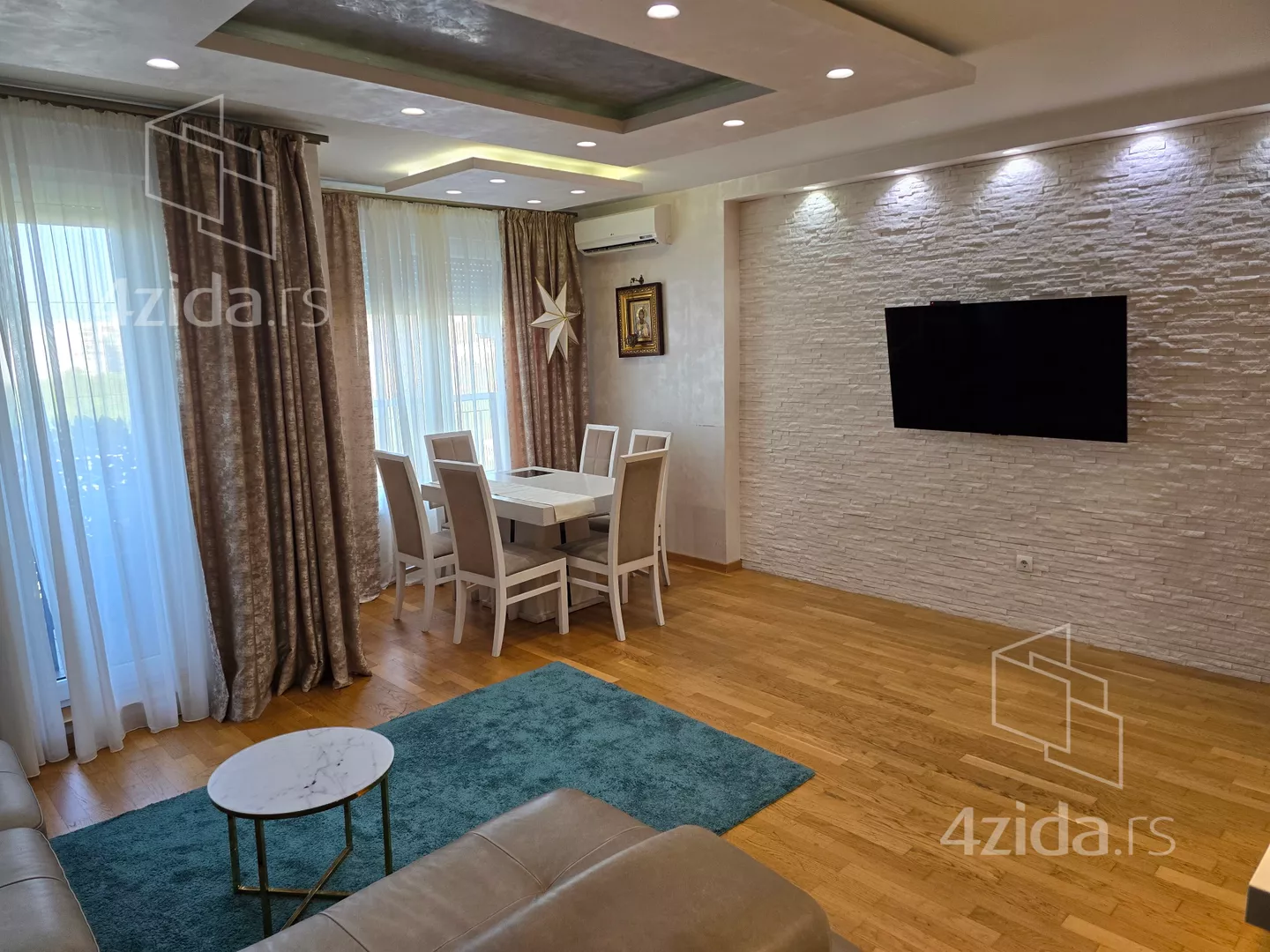 Trosoban stan na prodaju, Šumadijske Divizije, 309.000€, 84m² — 3