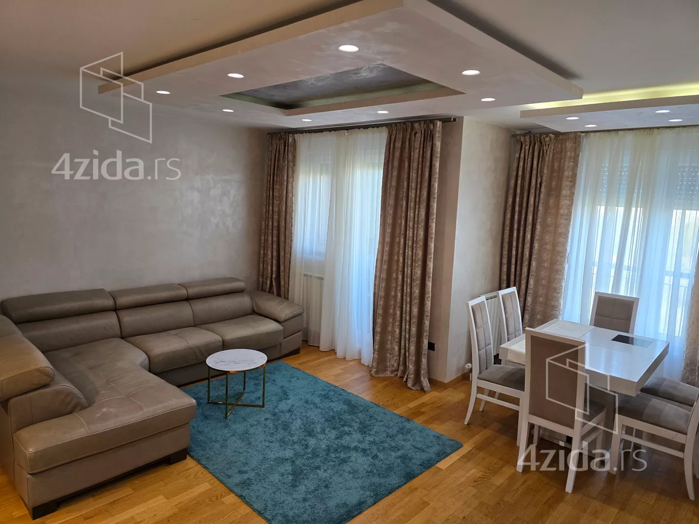 Trosoban stan na prodaju, Šumadijske Divizije, 309.000€, 84m² — 4