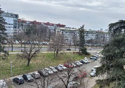 Trosoban stan na prodaju, Ustanička 141, 223.300€, 77m² — 11