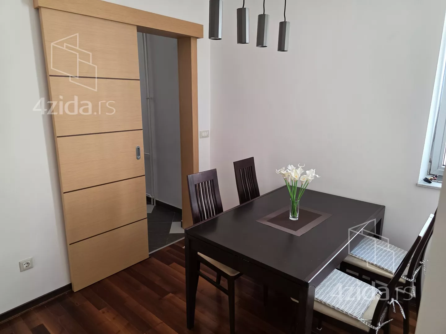 Trosoban stan na prodaju, Uzun Mirkova 3A, 588.000€, 98m² — 3