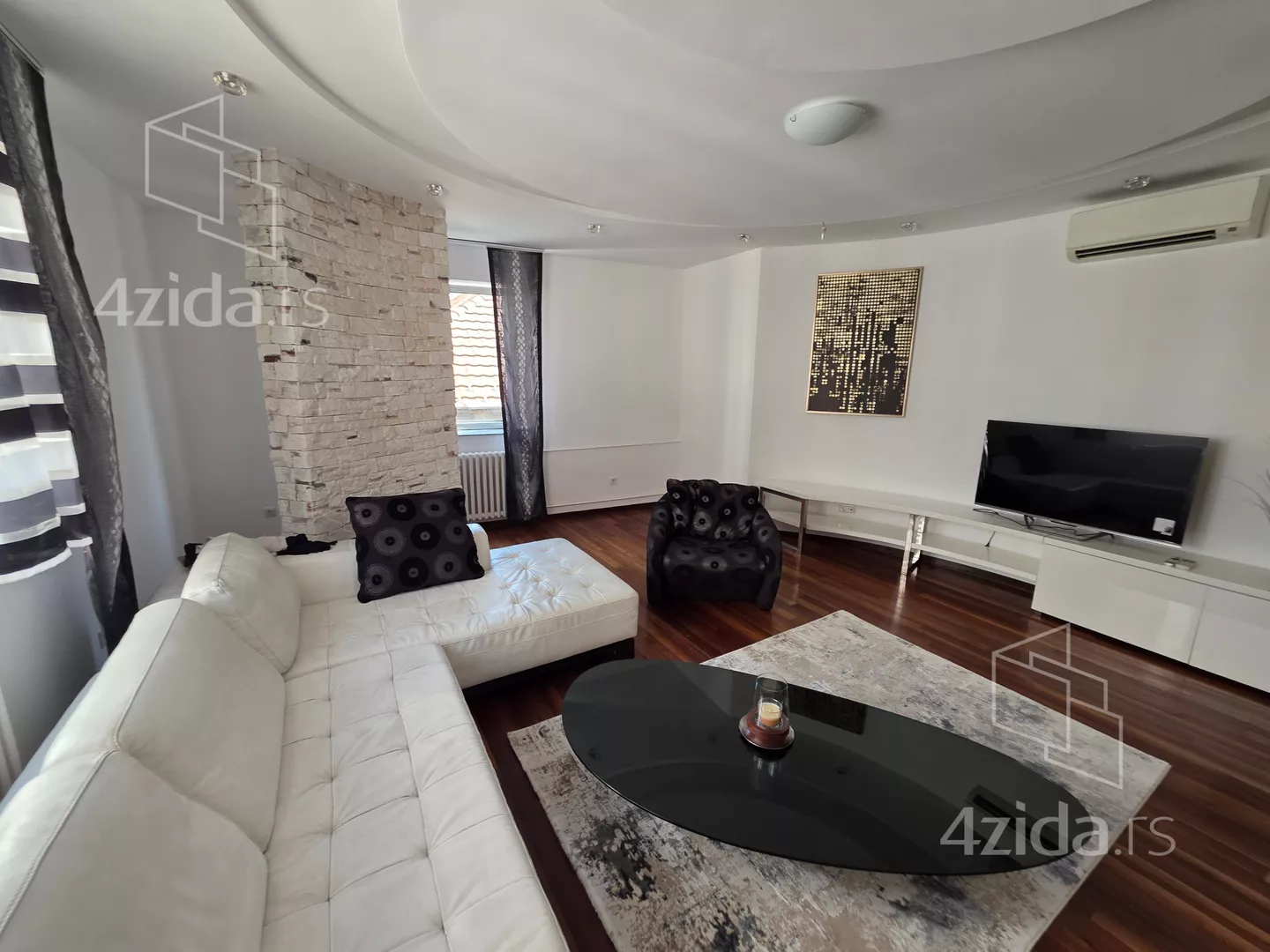 Trosoban stan na prodaju, Uzun Mirkova 3A, 588.000€, 98m² — 5