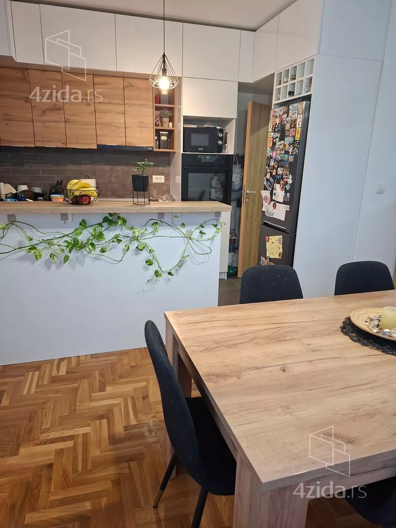 Trosoban stan na prodaju, Vojvode Vlahovića 55V, 170.000€, 76m² — 6