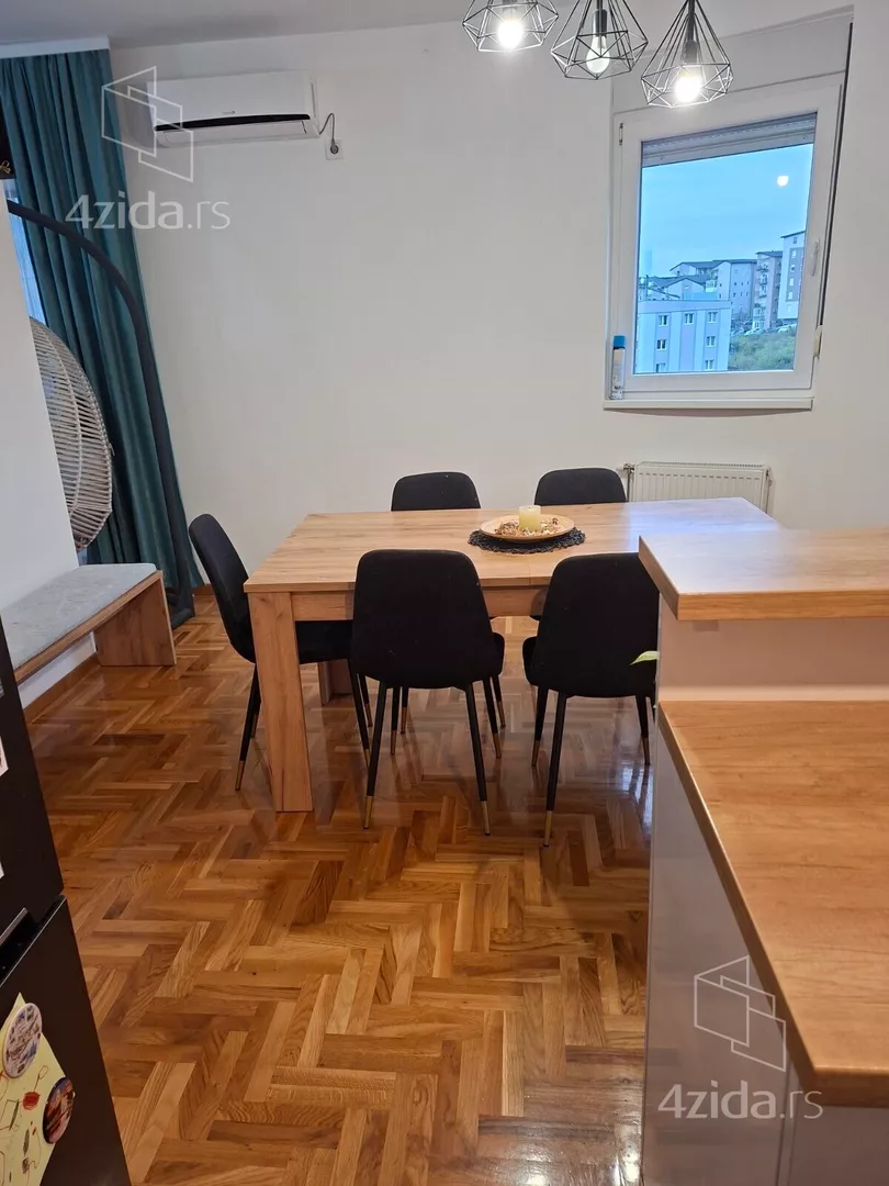 Trosoban stan na prodaju, Vojvode Vlahovića 55V, 170.000€, 76m² — 9