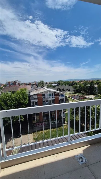 Trosoban stan Sonje Marinković — 13