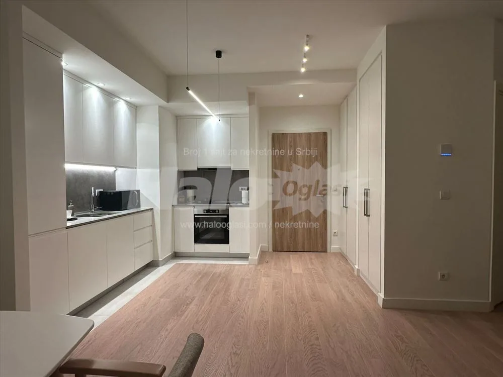 Trosoban stan u BW (Aqua), pogled na reku, 82m2 — 4