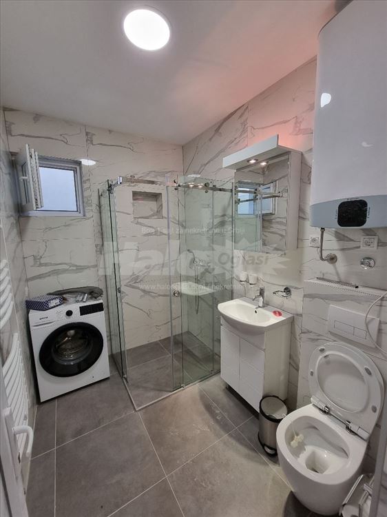 Trosoban stan u kući 75 m² – NOV 2024 – — 10