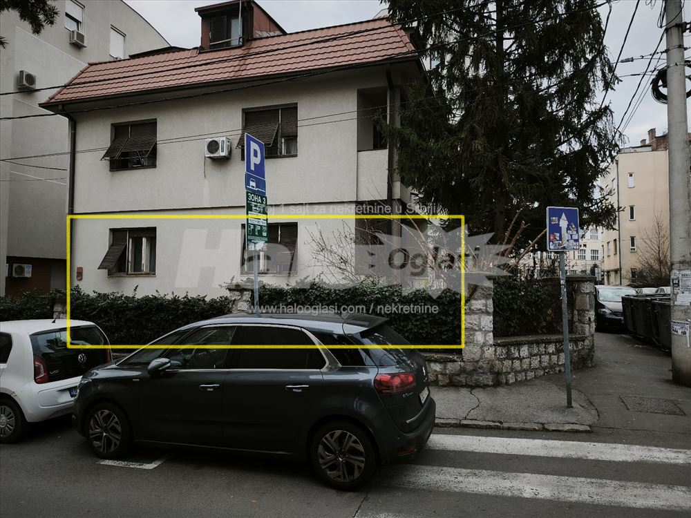 Trosoban stan u kući na Lionu od 80 kvm — 2