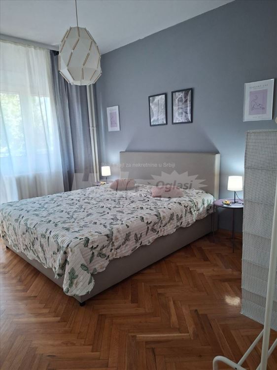 Trosoban stan, Vračar — 6