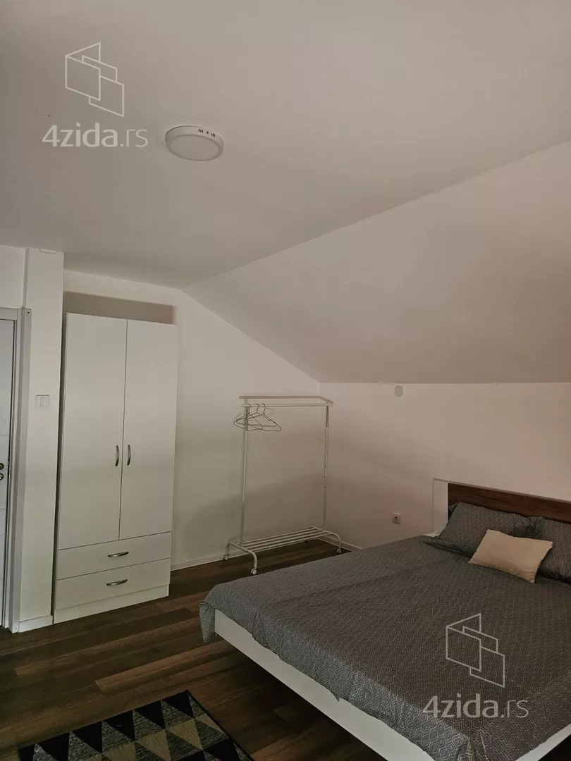 Trosoban stan za izdavanje, Albera Kamija 23, 400€, 70m² — 6