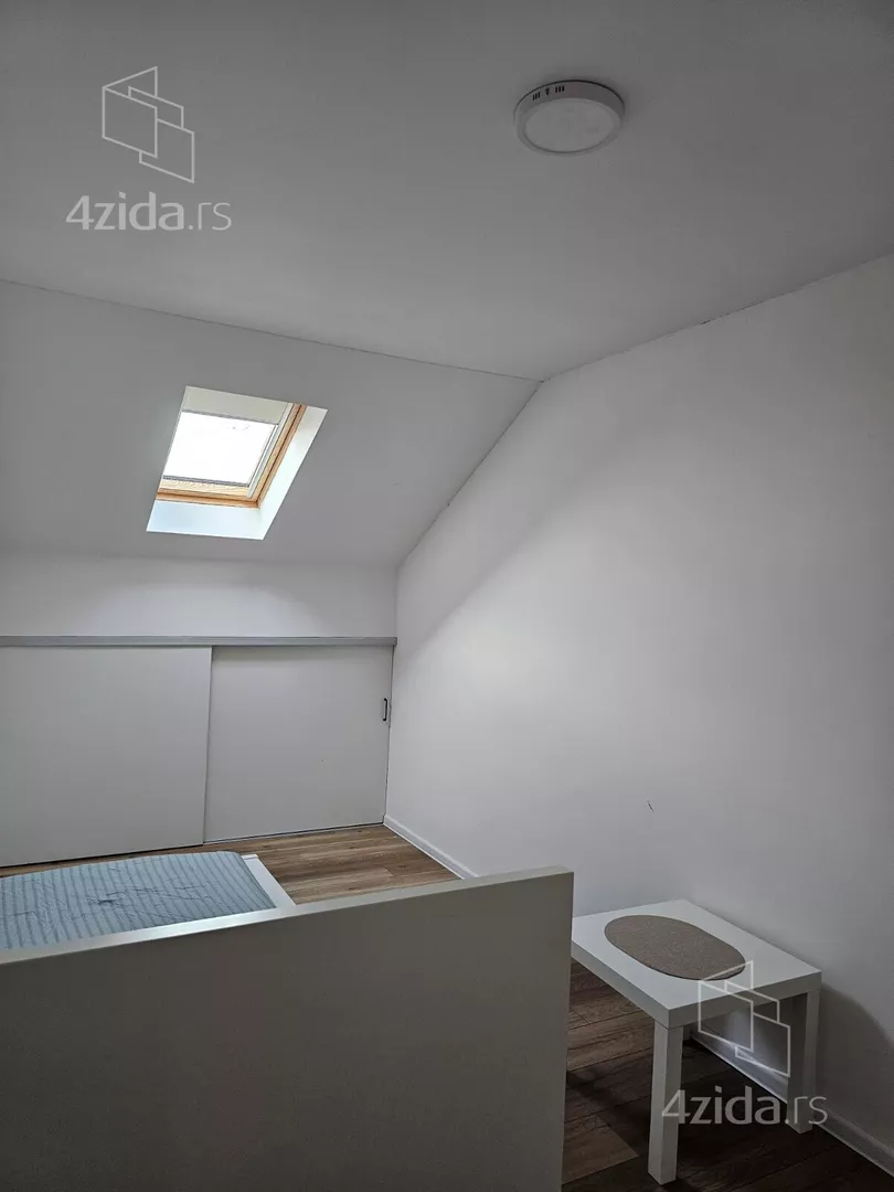 Trosoban stan za izdavanje, Albera Kamija 23, 400€, 70m² — 8