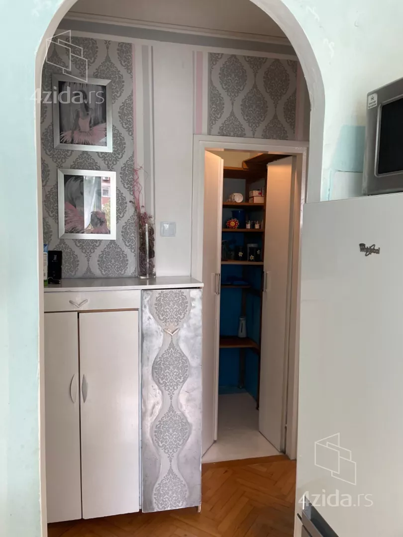 Trosoban stan za izdavanje, Blok 11c - Stari Merkator, 700€, 70m² — 13