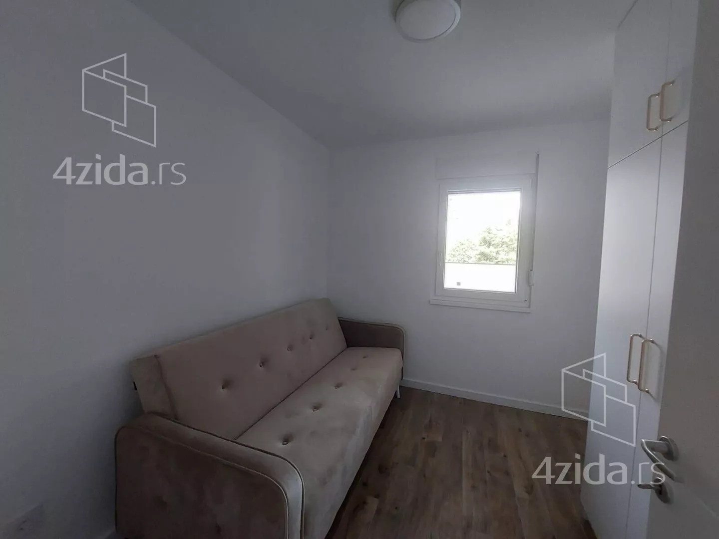 Trosoban stan za izdavanje, Bulbulder, 900€, 55m² — 8