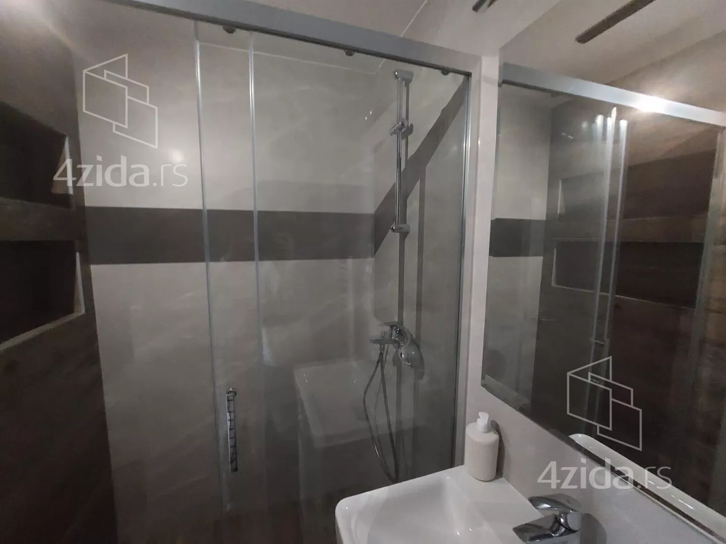 Trosoban stan za izdavanje, Bulbulder, 900€, 55m² — 13