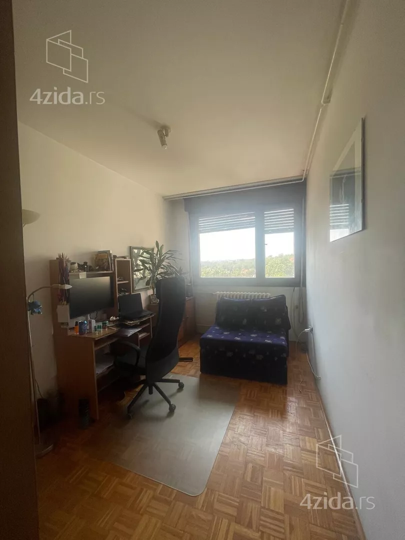 Trosoban stan za izdavanje, Bulevar Oslobođenja 118, 650€, 77m² — 8