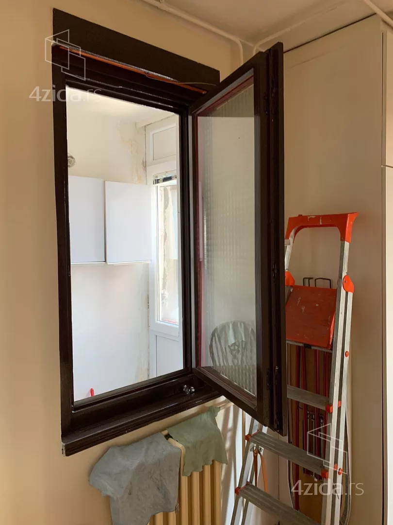 Trosoban stan za izdavanje, Bulevar Oslobođenja 118, 650€, 77m² — 11
