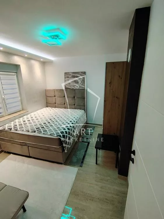 Trosoban stan za izdavanje, Dobanovački Put 18A, 700€, 72m² — 5