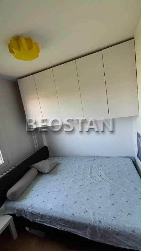 Trosoban stan za izdavanje, Gandijeva 62, 700€, 80m² — 4