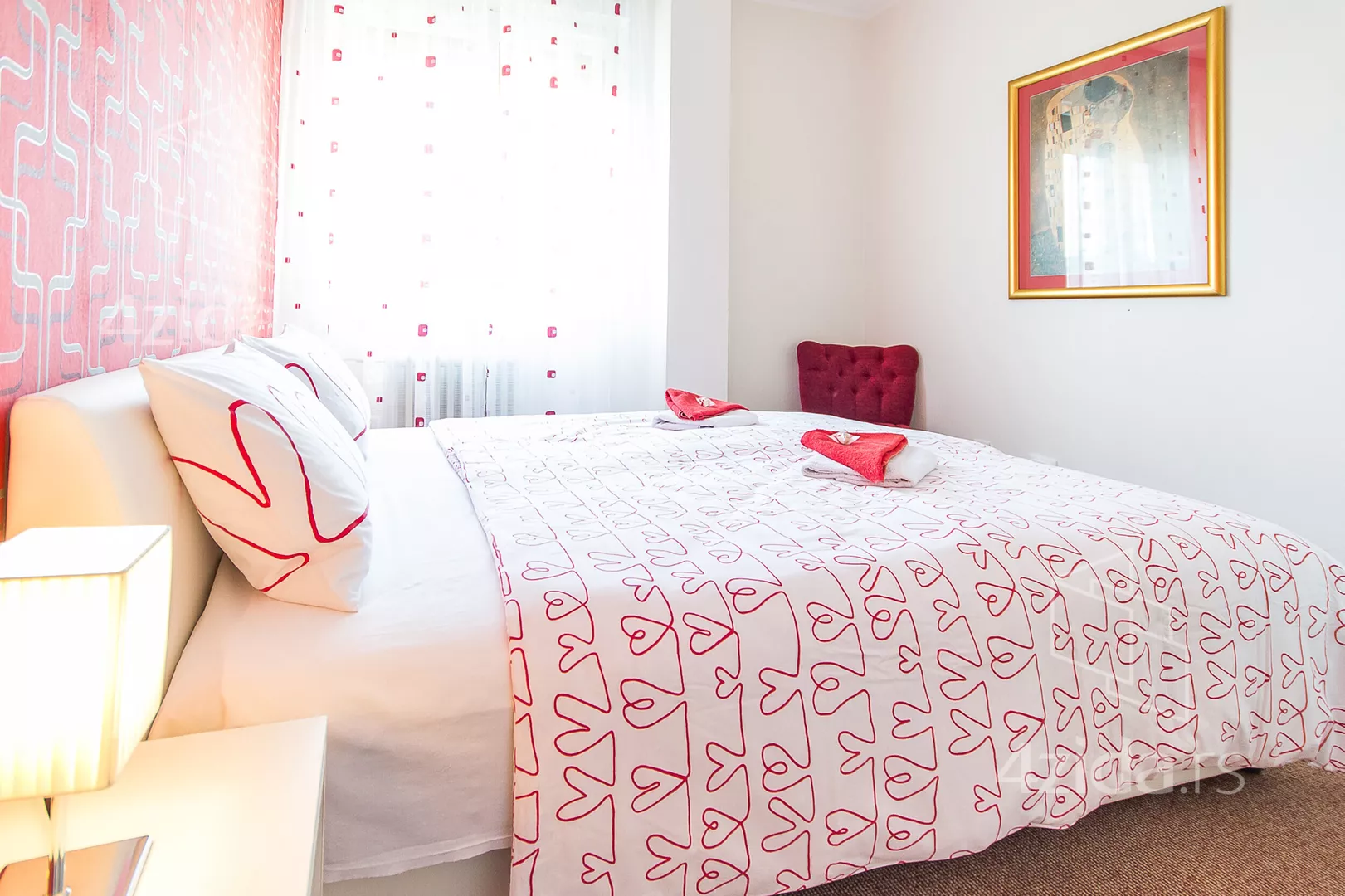 Trosoban stan za izdavanje, Hajduk-Veljkov Venac, 900€, 69m² — 4