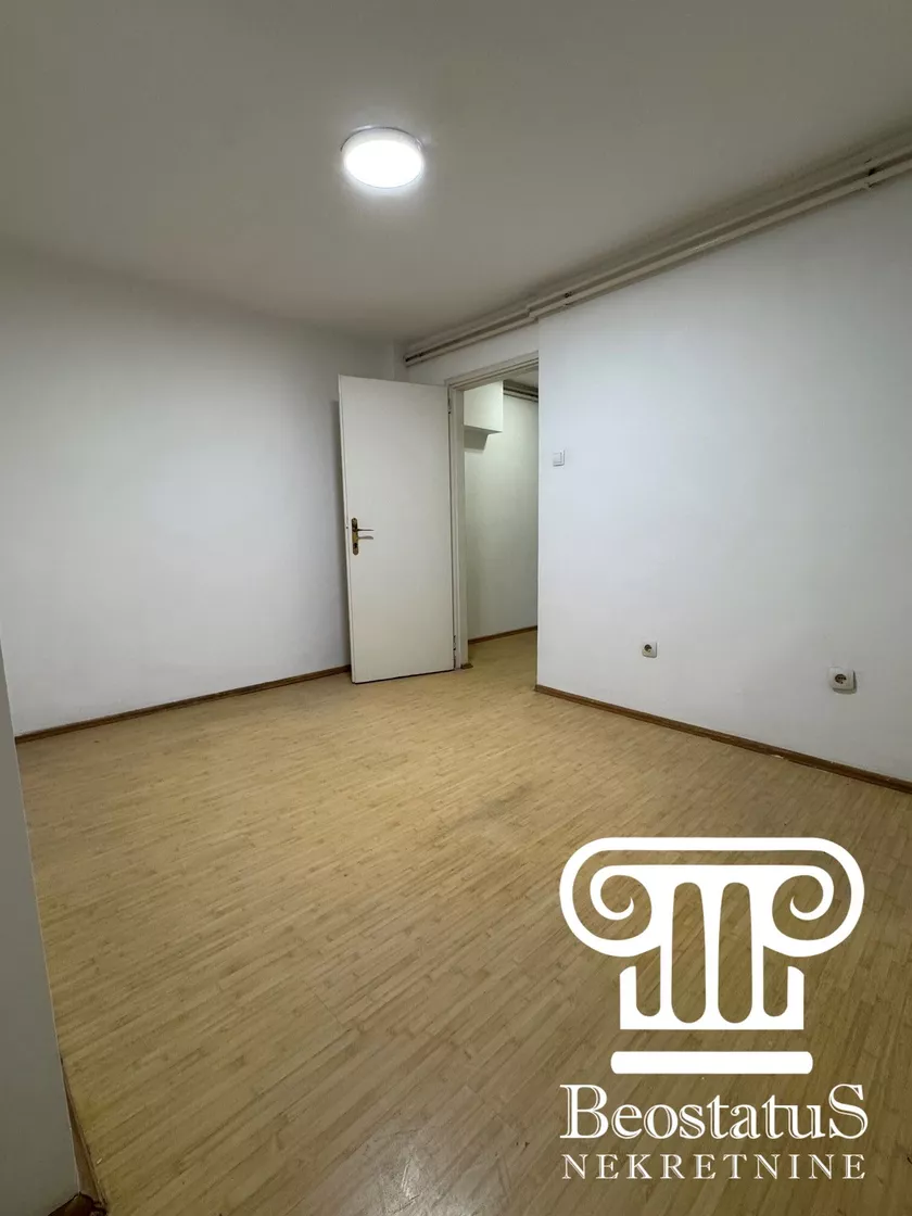 Trosoban stan za izdavanje, Jelisavete Načić, 799€, 70m² — 4
