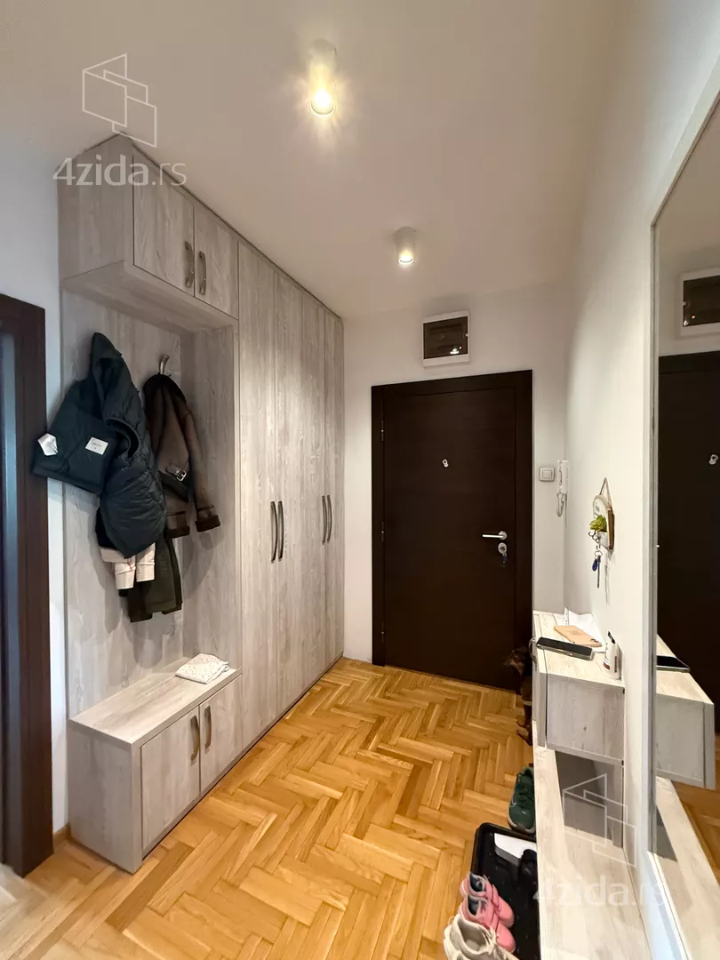Trosoban stan za izdavanje, Kneza Višeslava 126, 1.050€, 86m² — 11