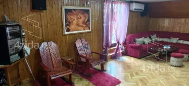 Trosoban stan za izdavanje, Kralja Vladimira 48, 750€, 130m² — 2