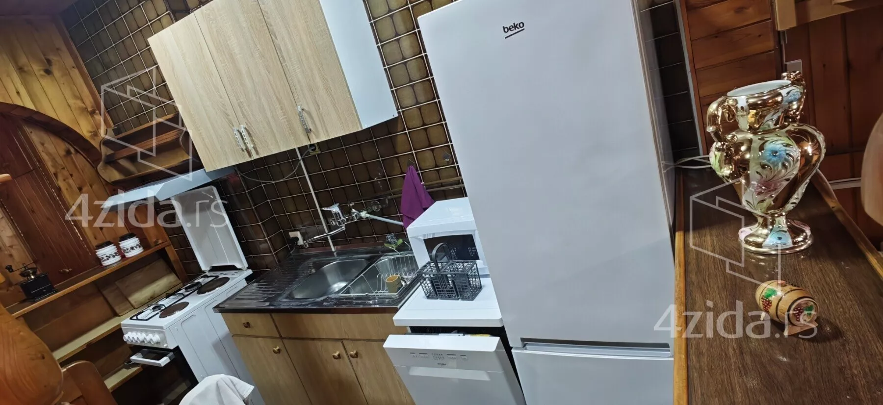 Trosoban stan za izdavanje, Kralja Vladimira 48, 750€, 130m² — 6