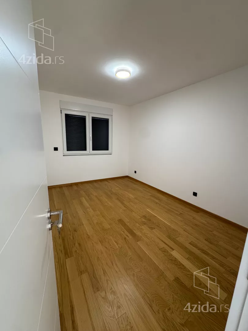 Trosoban stan za izdavanje, Marka Raba, 550€, 67m² — 6