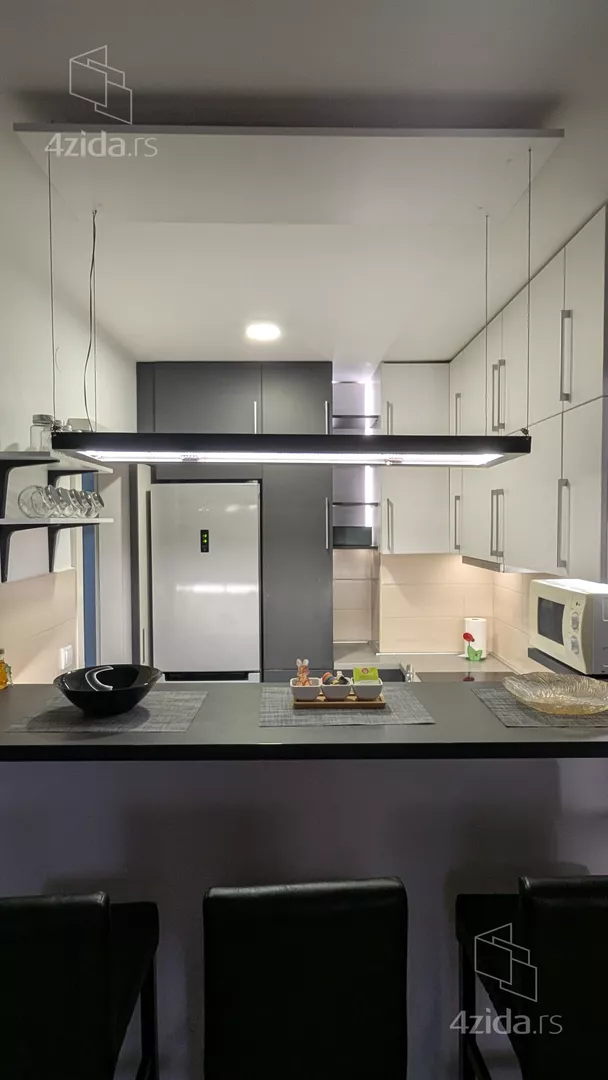 Trosoban stan za izdavanje, Mileve Marić Ajnštajn, 950€, 71m² — 7