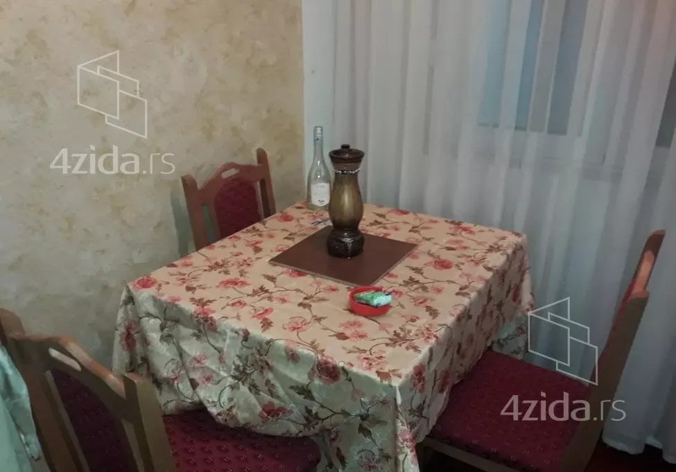 Trosoban stan za izdavanje, Momčila Živojinovića, 500€, 67m² — 9