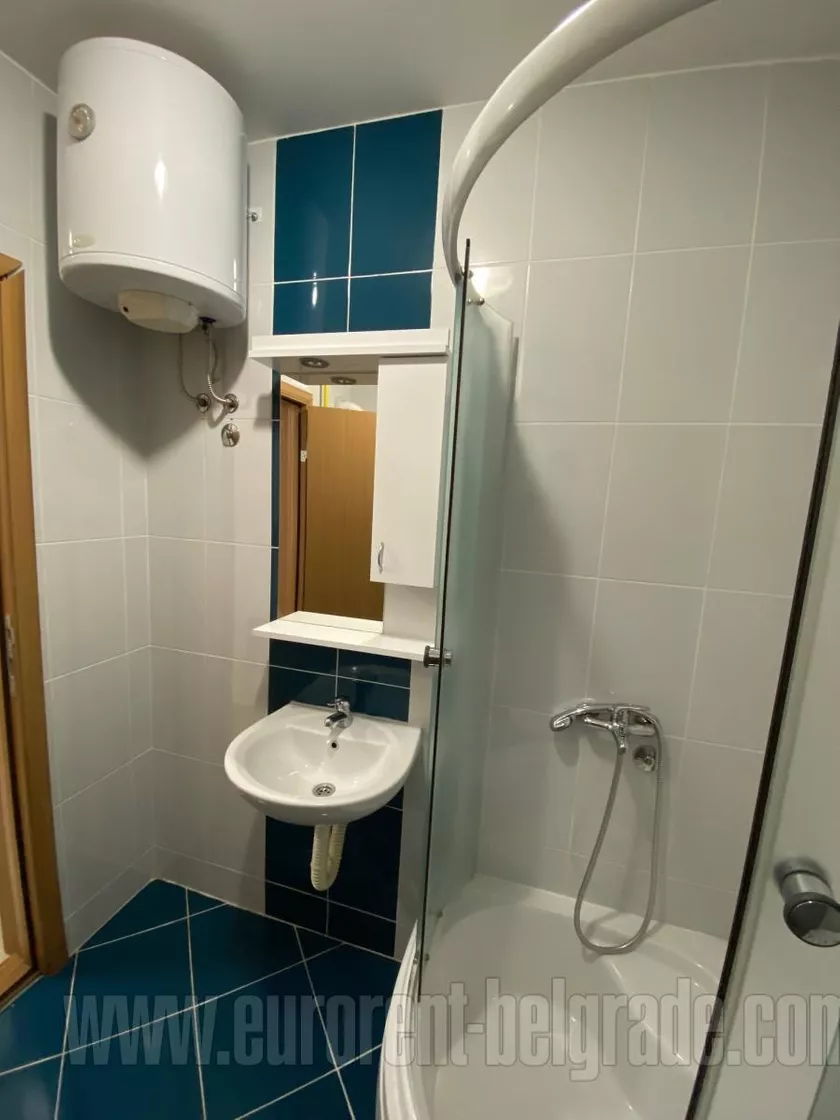Trosoban stan za izdavanje, Mozerova, 550€, 60m² — 4