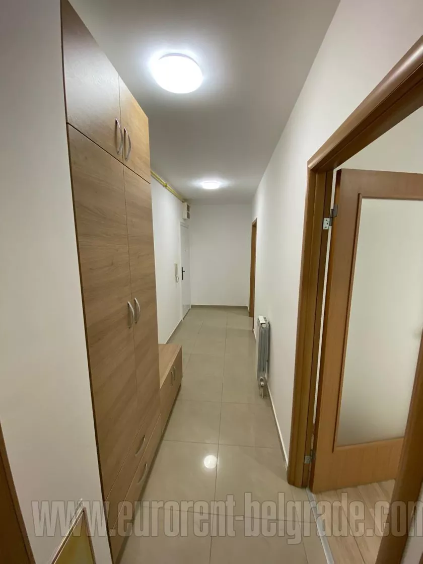 Trosoban stan za izdavanje, Mozerova, 550€, 60m² — 5