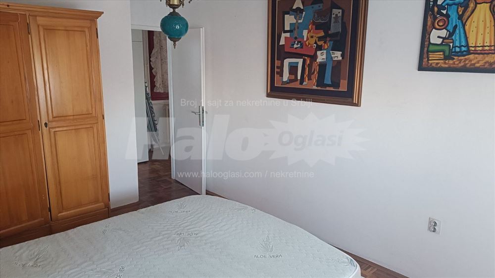 Trosoban Stan za Izdavanje — 6