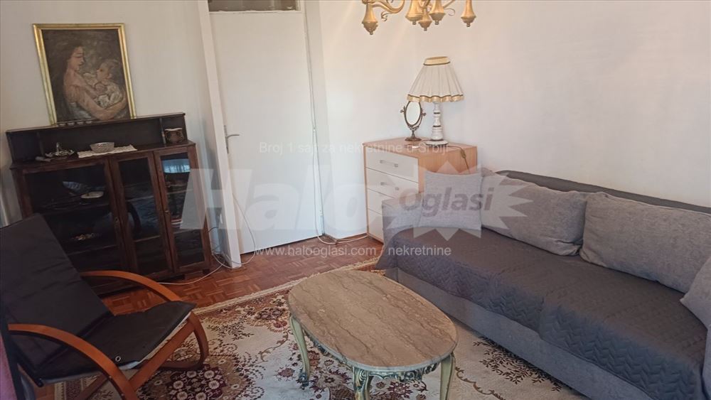 Trosoban Stan za Izdavanje — 7