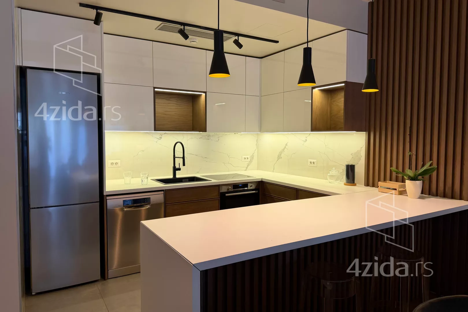 Trosoban stan za izdavanje, Nevesinjska, 2.300€, 100m² — 13