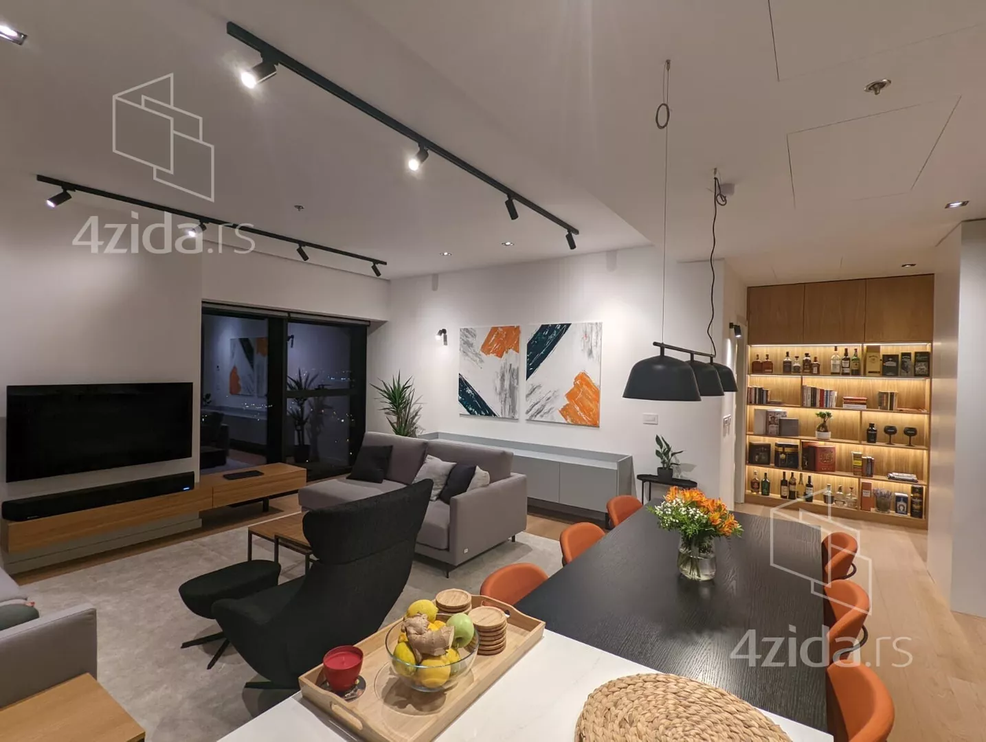 Trosoban stan za izdavanje, Omladinskih Brigada, 2.500€, 96m² — 3