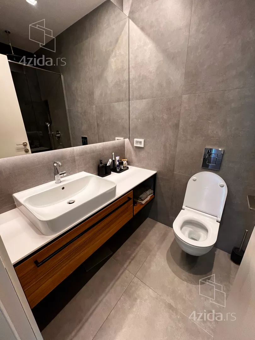 Trosoban stan za izdavanje, Omladinskih Brigada, 2.500€, 96m² — 13