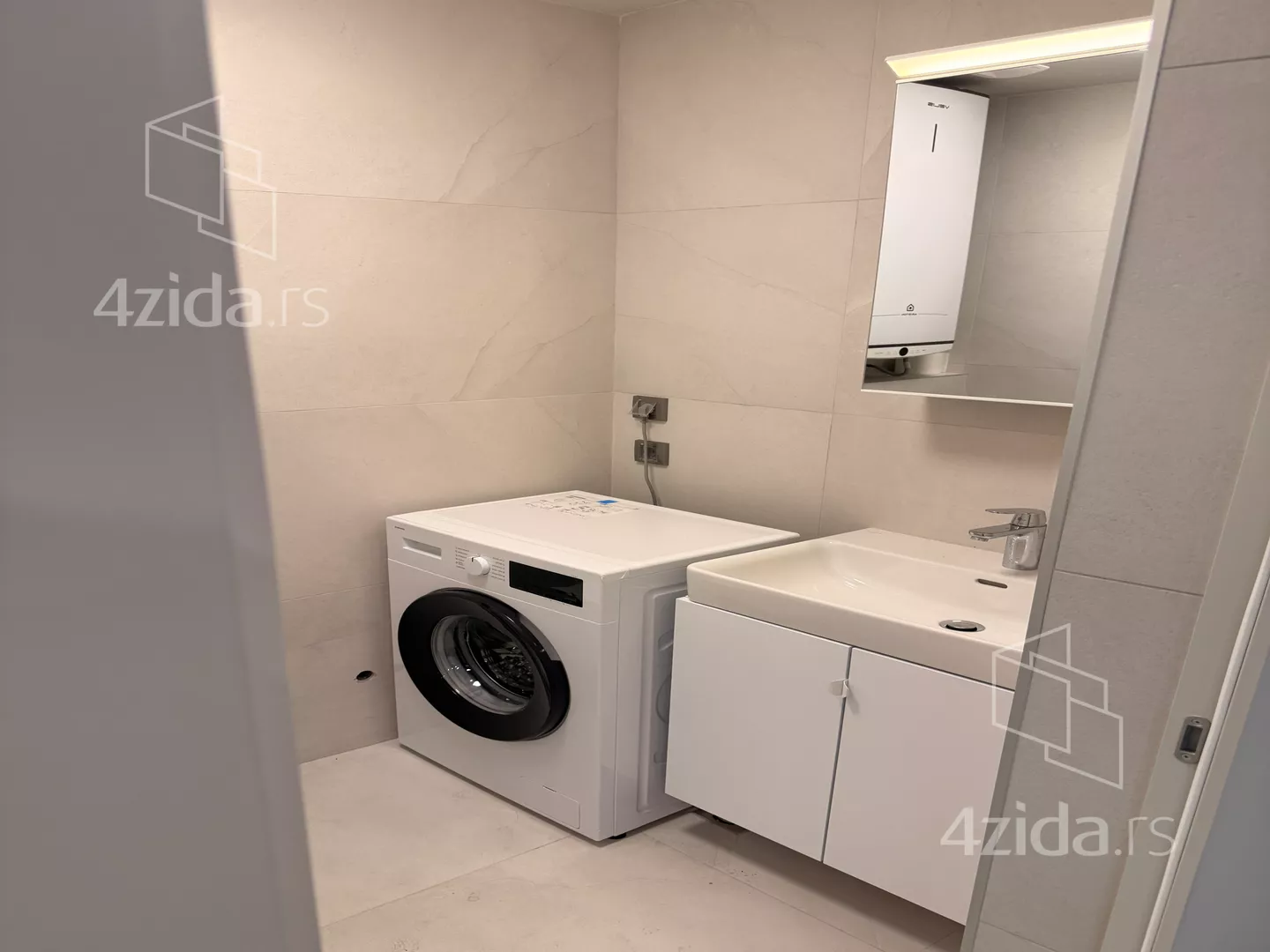 Trosoban stan za izdavanje, Đorđa Stanojevića 39A, 1.250€, 71m² — 10