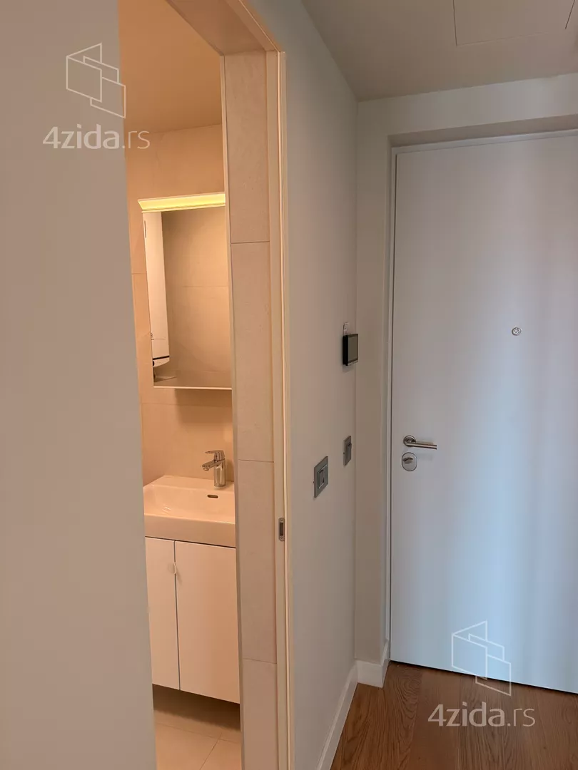 Trosoban stan za izdavanje, Đorđa Stanojevića 39A, 1.250€, 71m² — 15