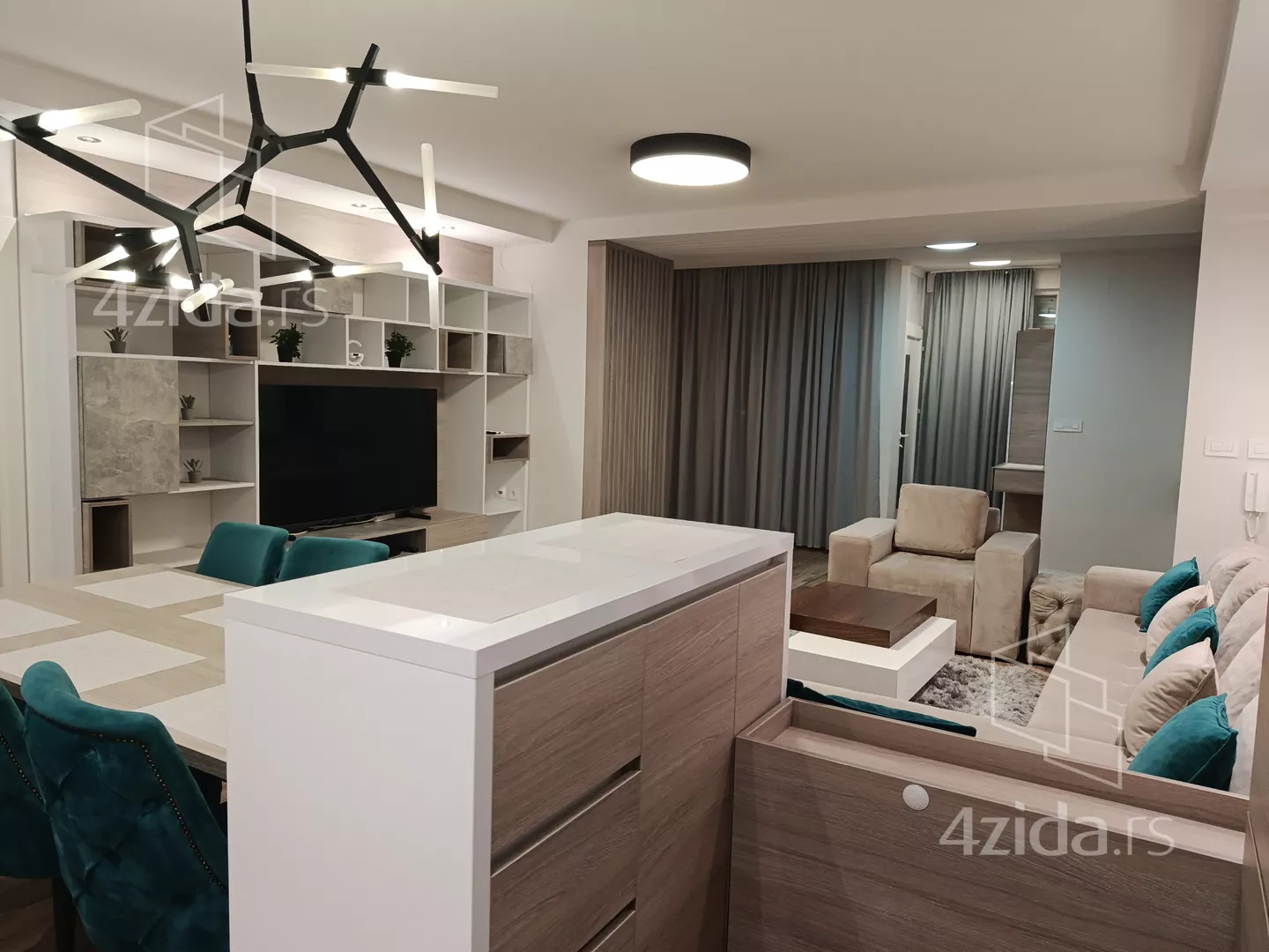 Trosoban stan za izdavanje, Paviljoni, 1.000€, 80m² — 6