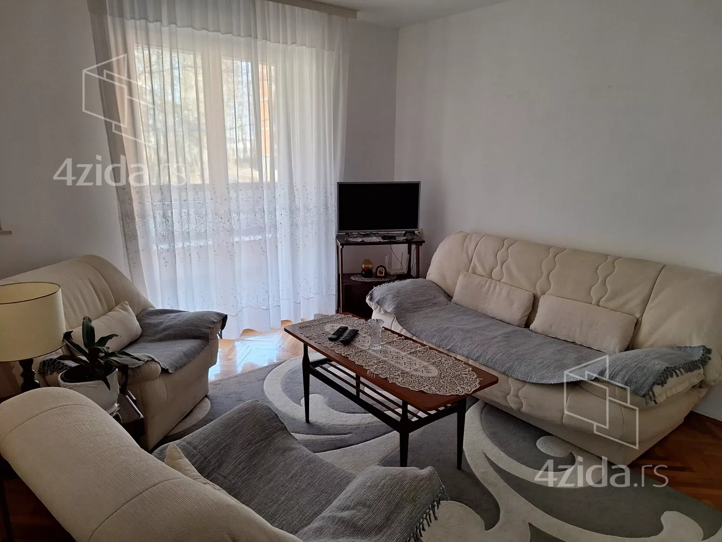 Trosoban stan za izdavanje, Rade Vranješević, 480€, 54m² — 2