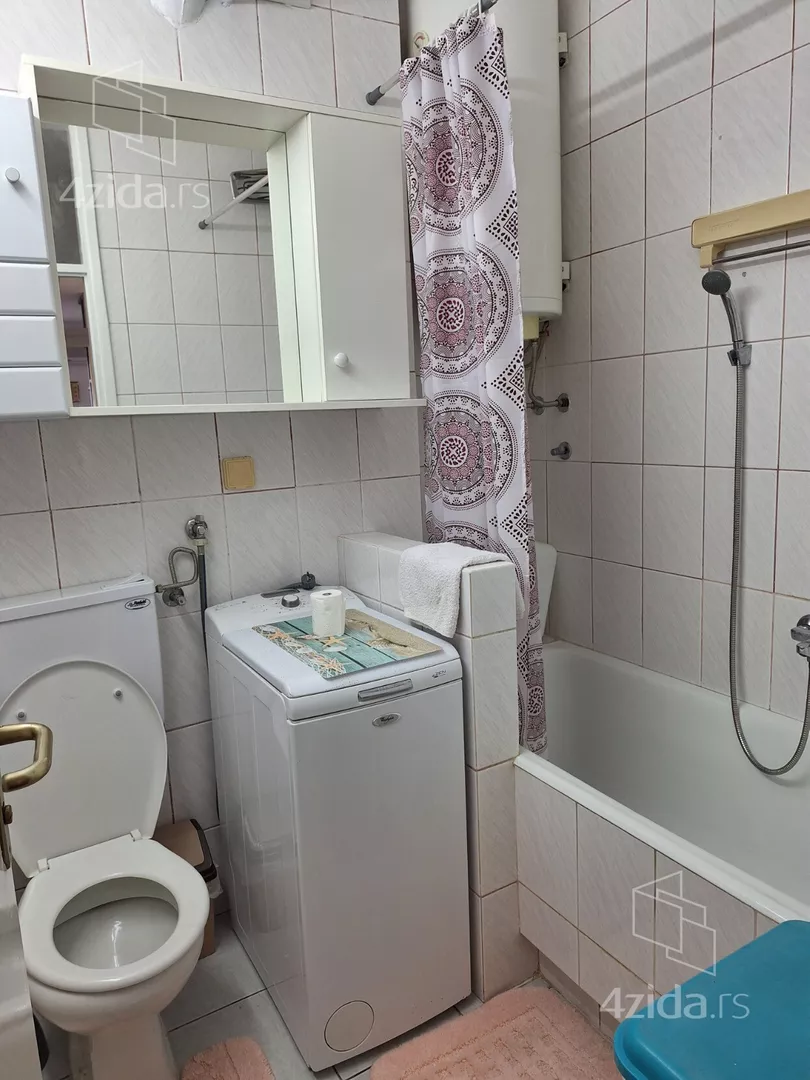 Trosoban stan za izdavanje, Rade Vranješević, 480€, 54m² — 12