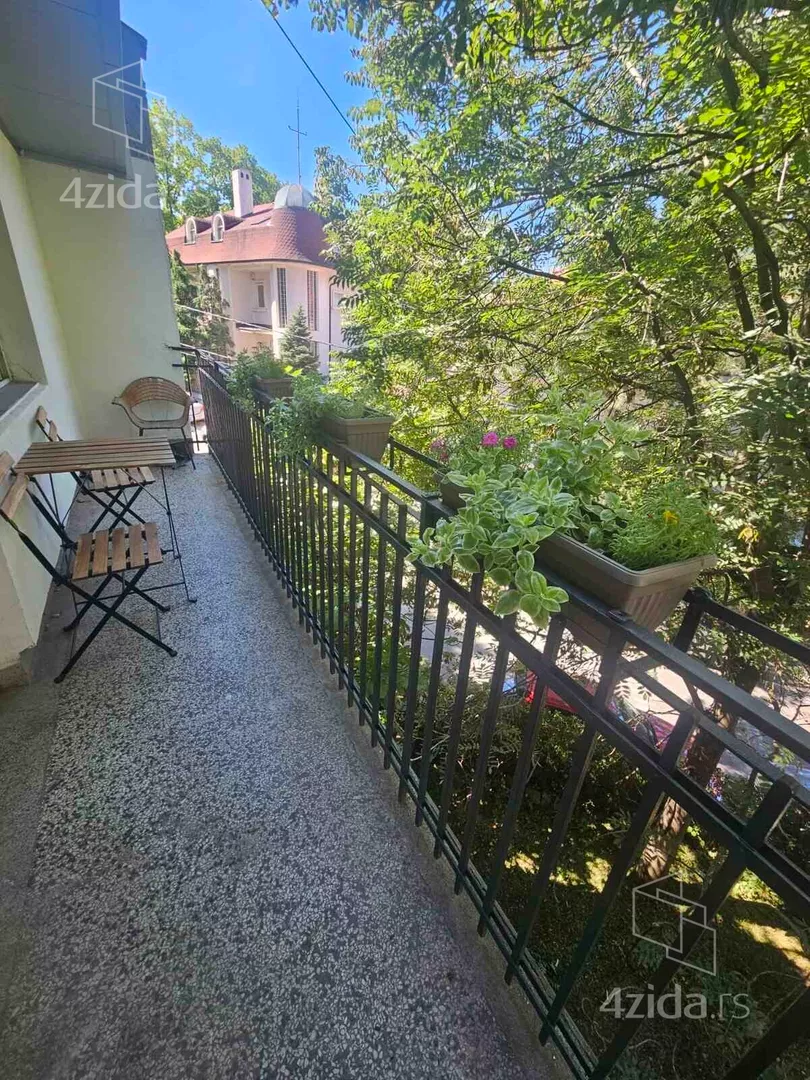 Trosoban stan za izdavanje, Senjak, 1.100€, 85m² — 2