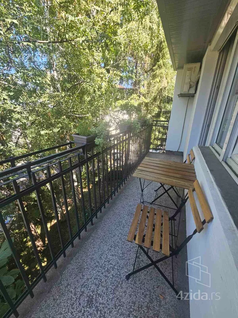 Trosoban stan za izdavanje, Senjak, 1.100€, 85m² — 3