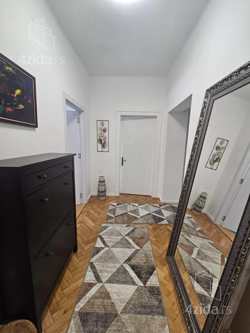 Trosoban stan za izdavanje, Senjak, 1.100€, 85m² — 13