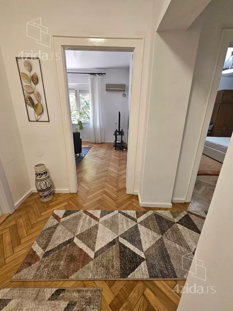 Trosoban stan za izdavanje, Senjak, 1.100€, 85m² — 14