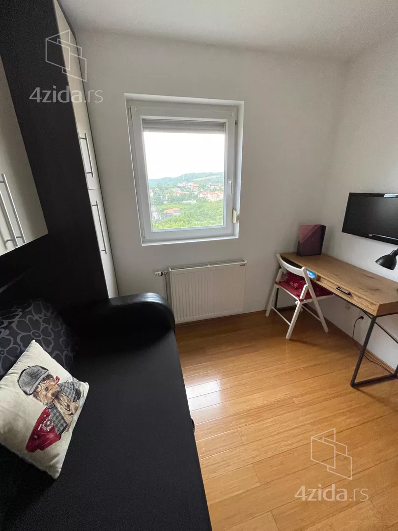 Trosoban stan za izdavanje, Sestara Janković 7B, 700€, 72m² — 2