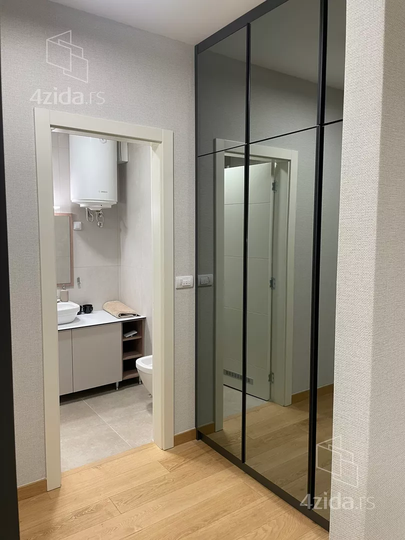 Trosoban stan za izdavanje, Tadije Sondermajera 2, 1.600€, 72m² — 5