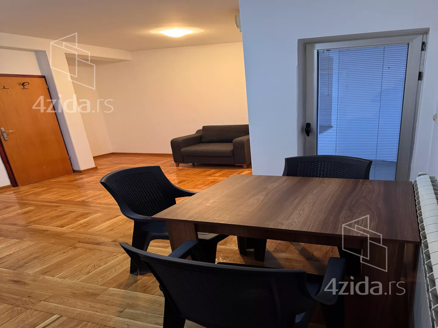 Trosoban stan za izdavanje, Ugrinovački Put 2 Deo 32, 749€, 96m² — 7
